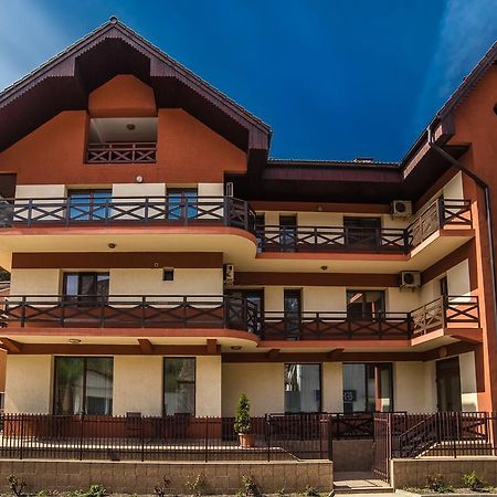 Guesthouse Magic Băile Herculane Exterior foto