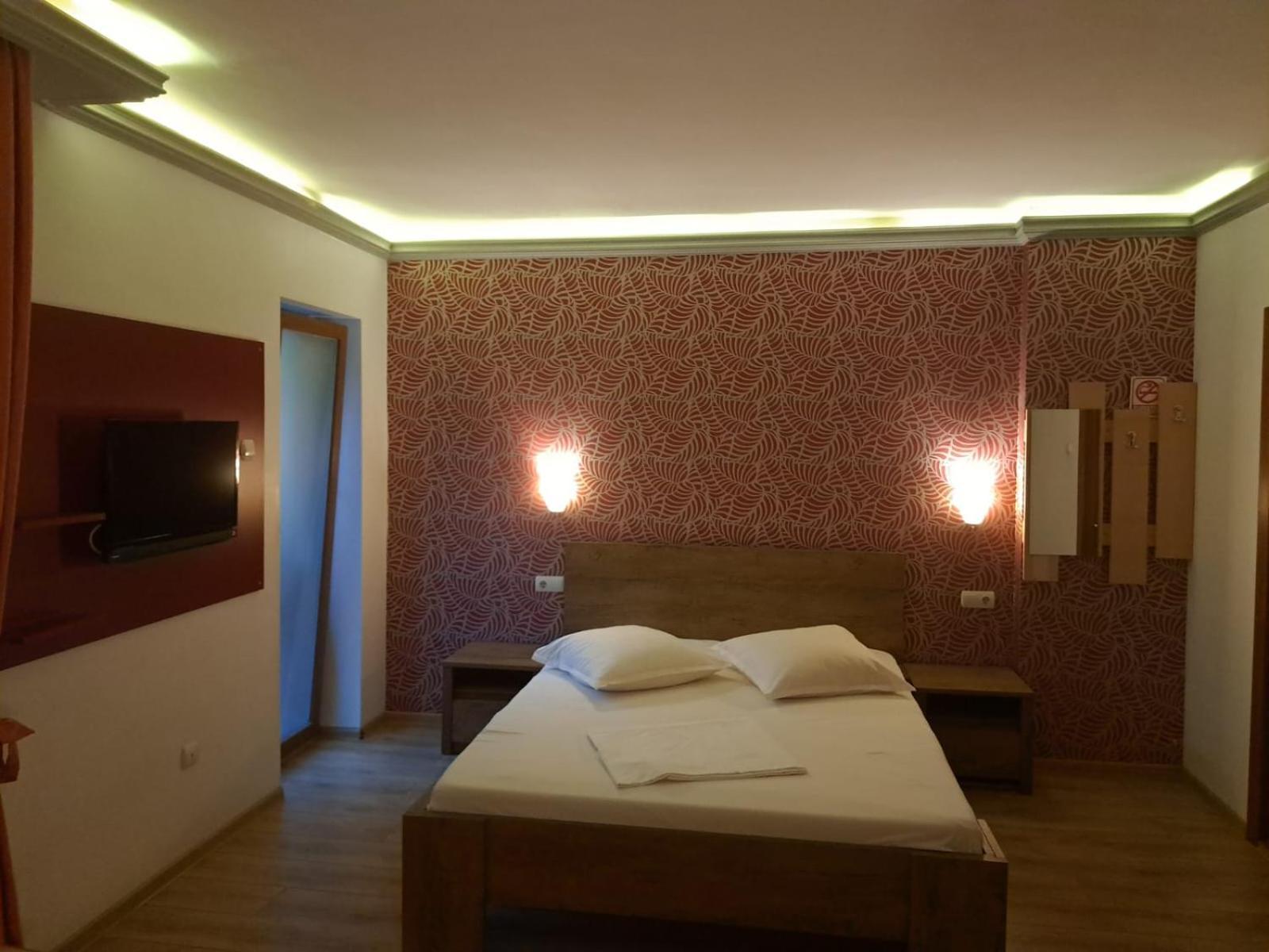 Guesthouse Magic Băile Herculane Exterior foto